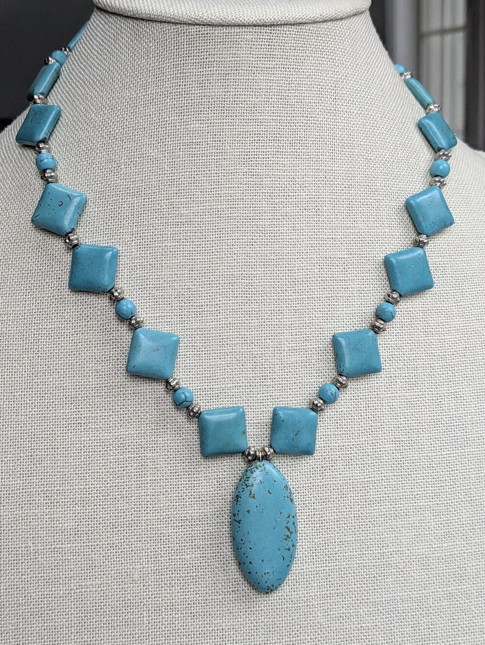 Southwestern Blue Turqoise Stone Boho Necklace